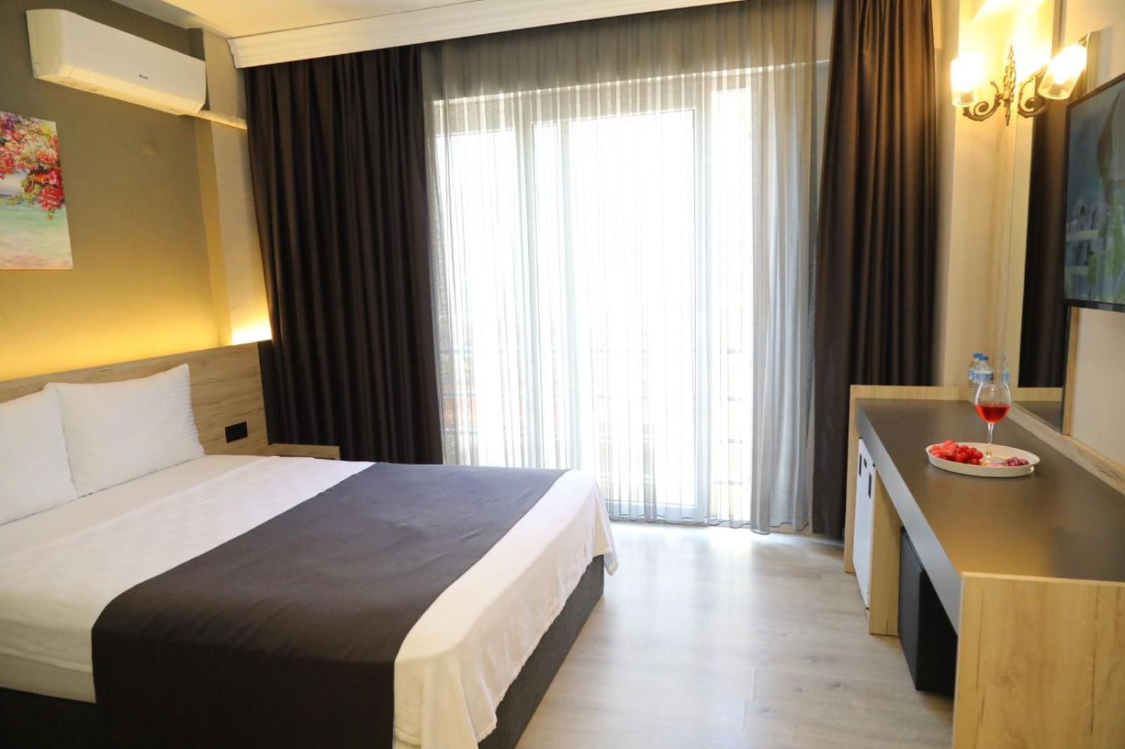 Grand Faik Hotel Чешме Екстер'єр фото