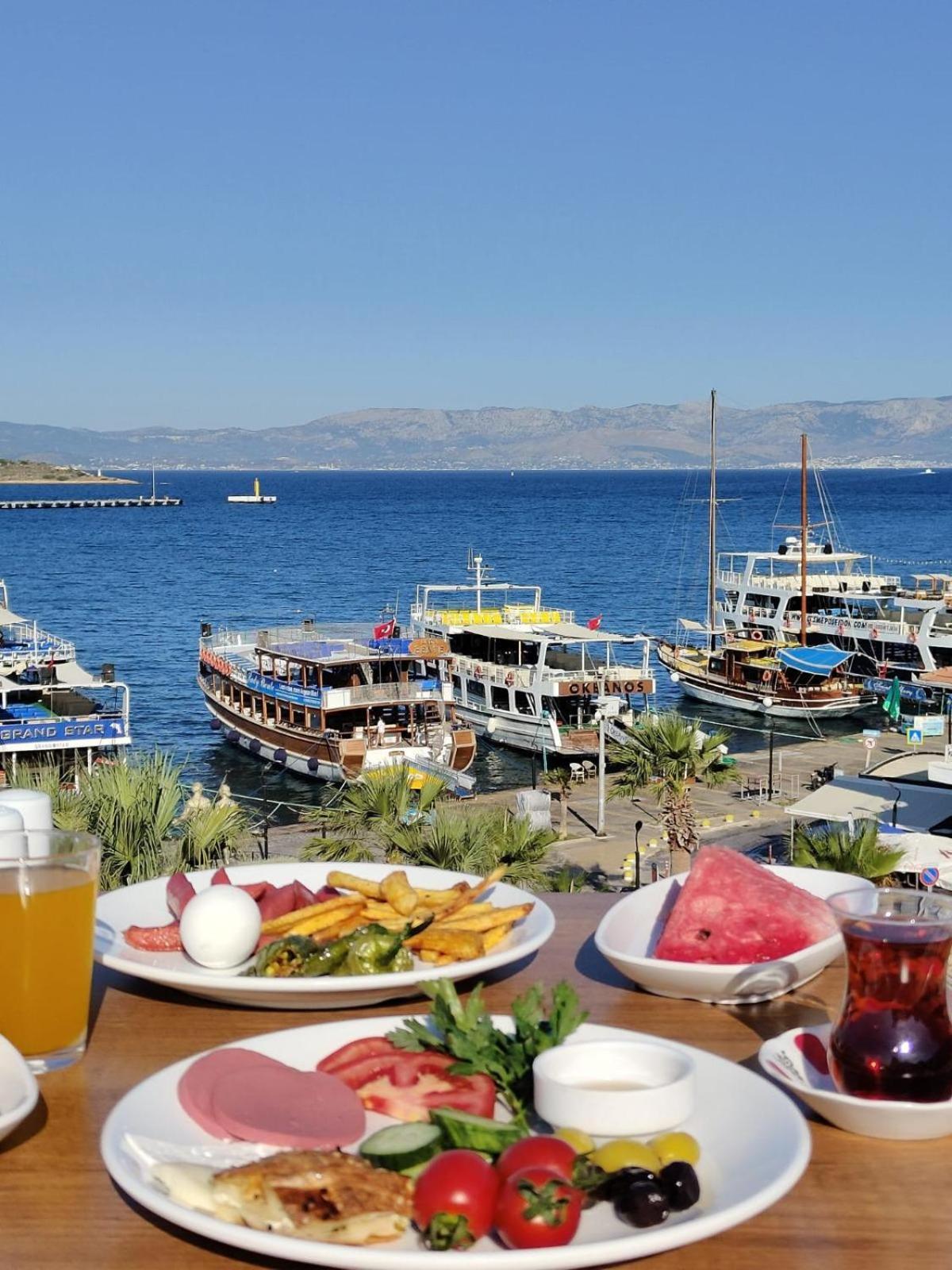 Grand Faik Hotel Чешме Екстер'єр фото